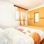 Apartment By The Sea Lumbarda, Korcula - 9330 *
