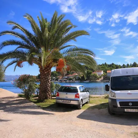 Apartman By The Sea Lumbarda, Korcula - 9330 *