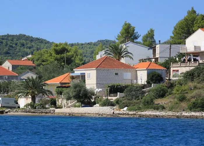 By The Sea Lumbarda, Korcula - 9330 *
